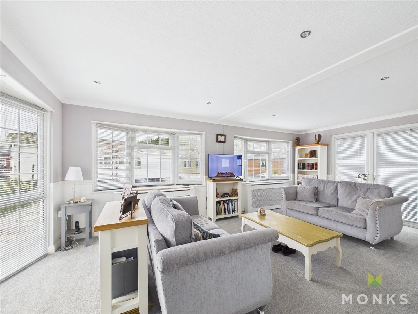 8 Brookside , Kinnerley, SY10 8EL For Sale